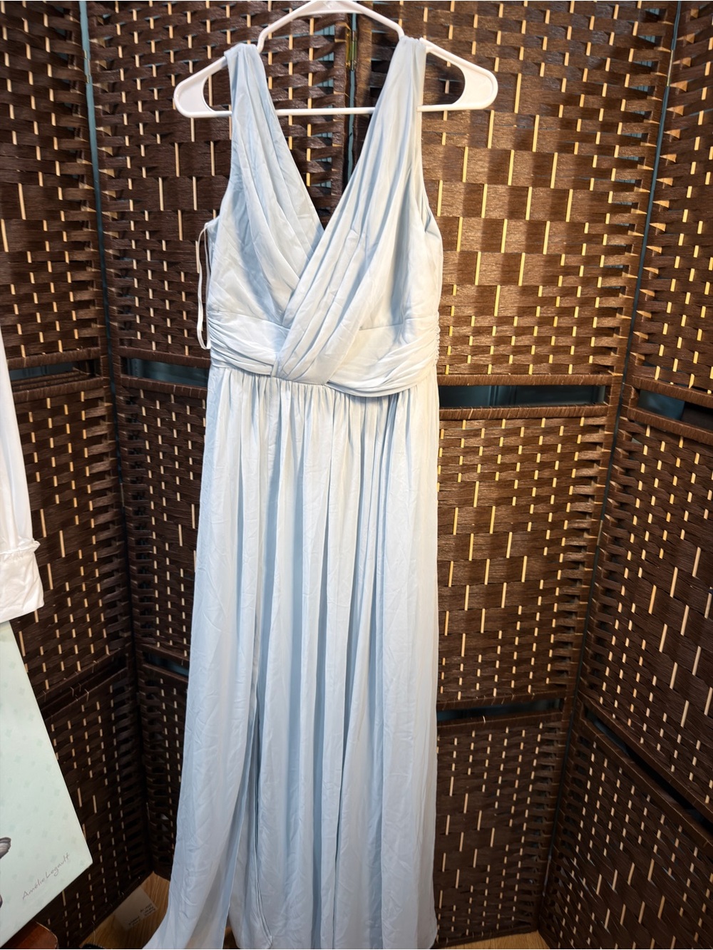 Sleeveless Light Blue V-Neck Pleated Maxi Dress